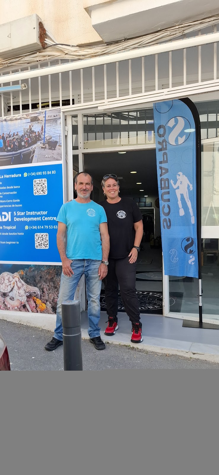 Slow Diving La Herradura logo