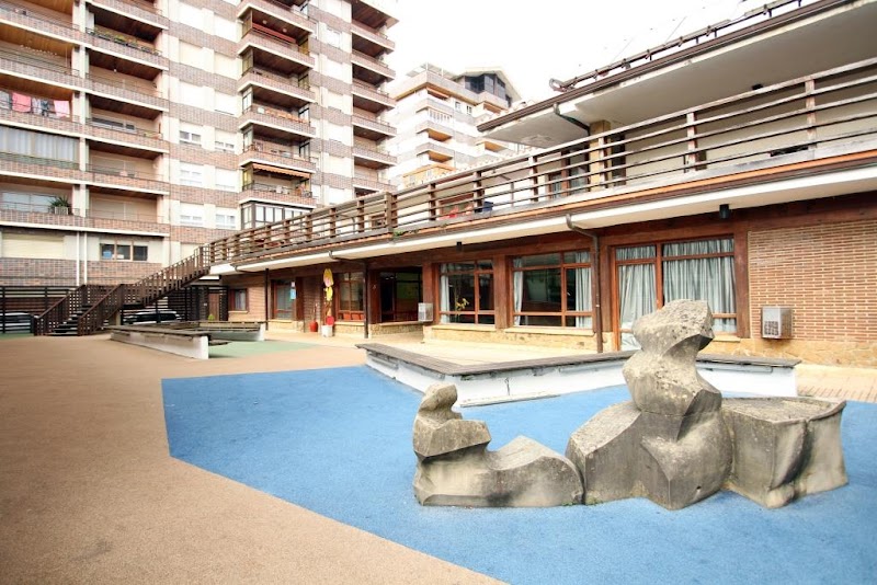 Albergue Trinkete Etxea logo