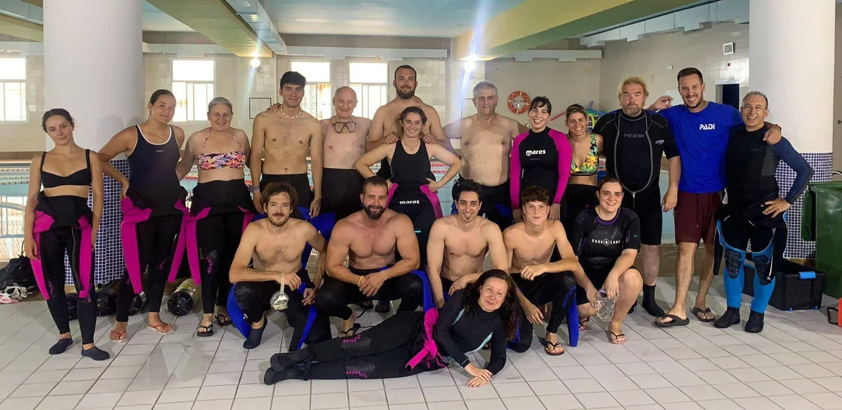 DIVEMADRID DIVING MADRID logo