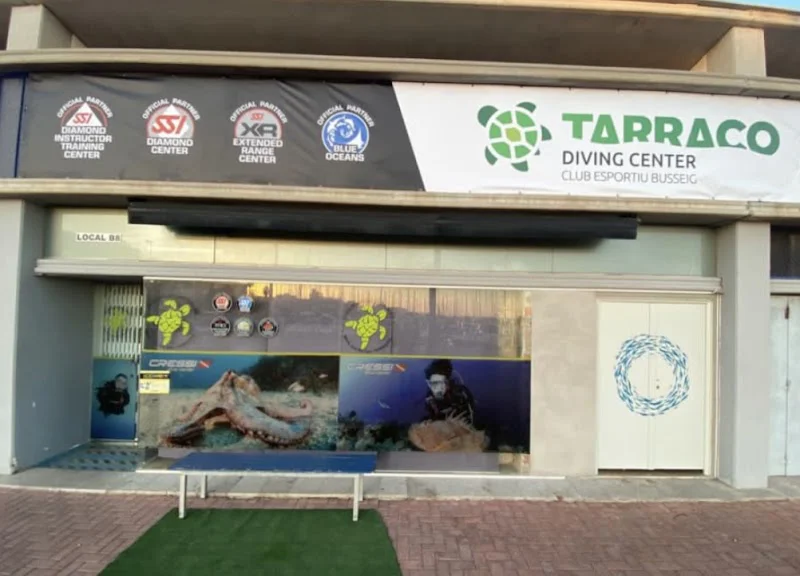 DIVING CENTER TARRACO logo