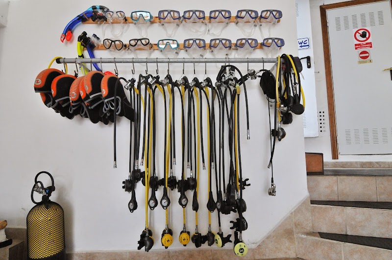 Aqua Diving Adventures powered by Extra Divers