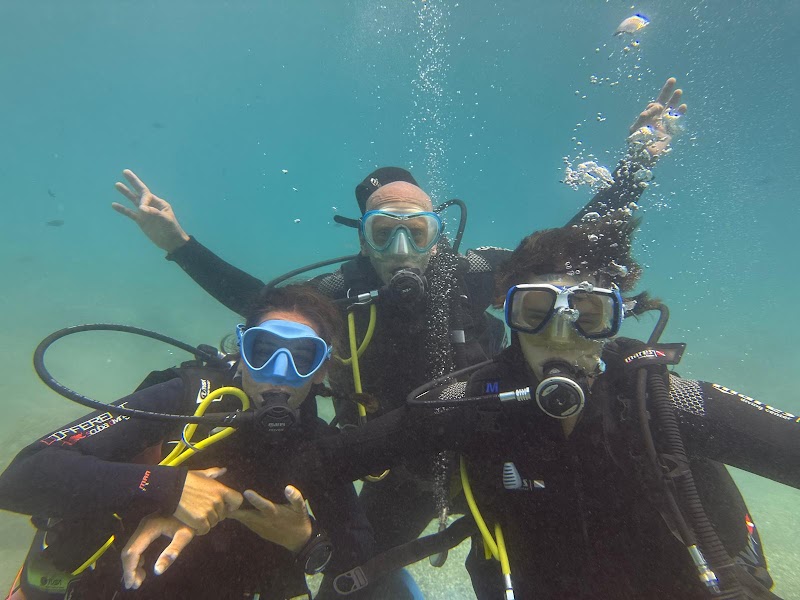 Escuela de Buceo Different Scuba School